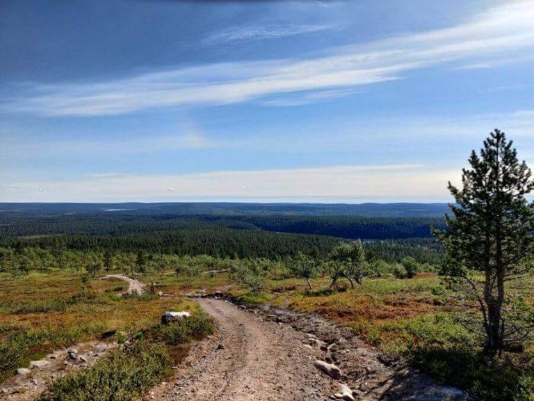 Hetta 10 best hiking trails in Lapland - Arctic Guesthouse & Igloos
